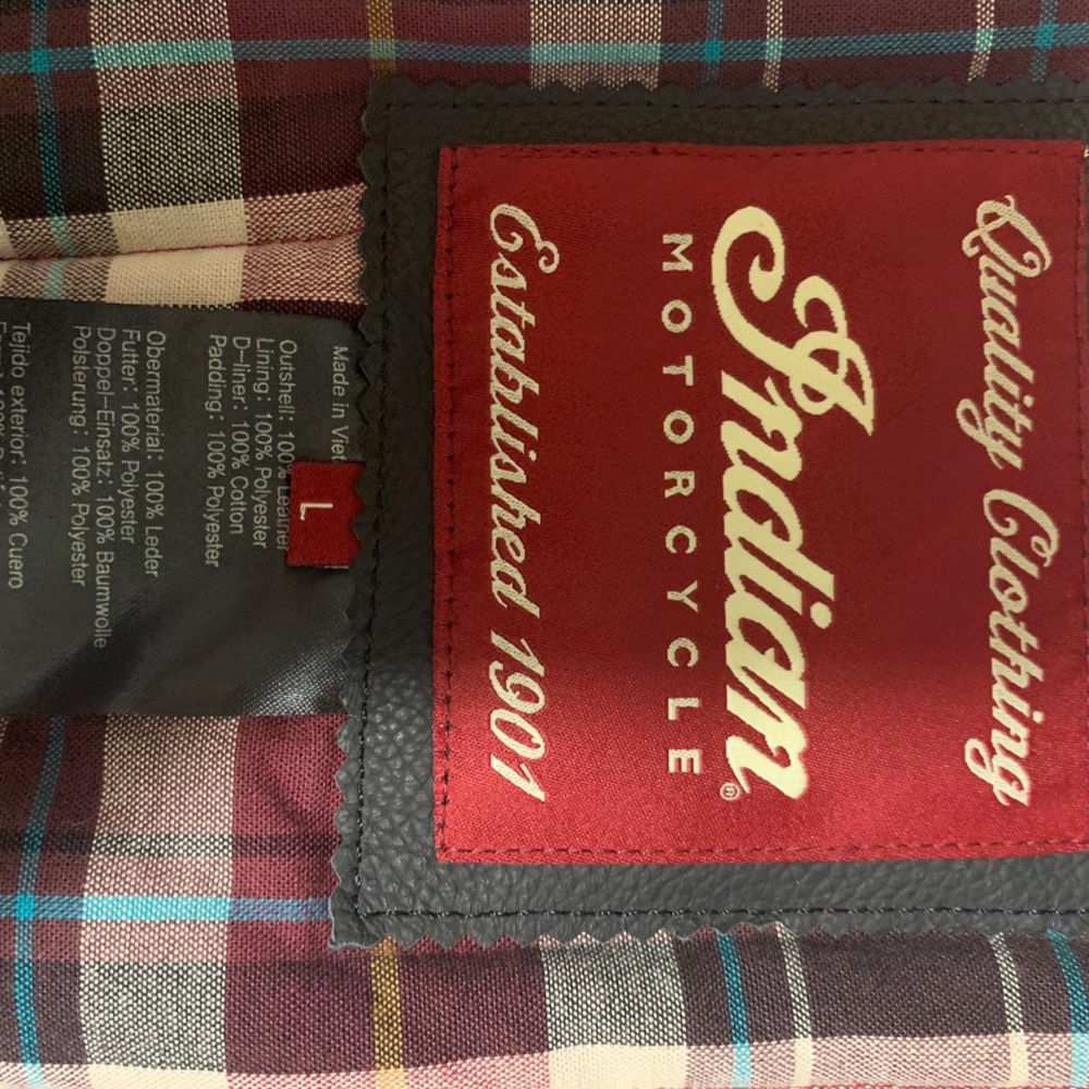 Women's Indian Motorcycle Benjamin Leather Jacket - Picture 5 of 10